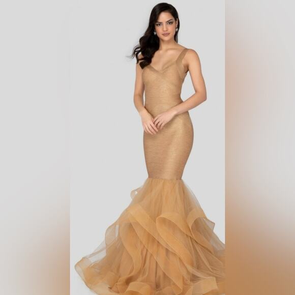 P8640 TERANI COUTURE BANDAGE DRESS Gold Metallic Glitter Mermaid Bodycon Size 4 - Picture 1 of 10